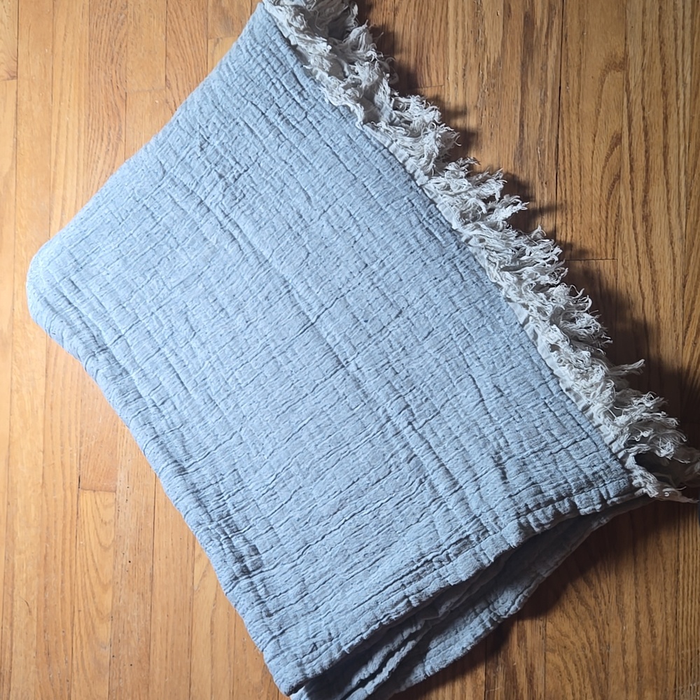 Piscatextil 100% Cotton Made In Portugal blue white gauzy airy 48x72" throw